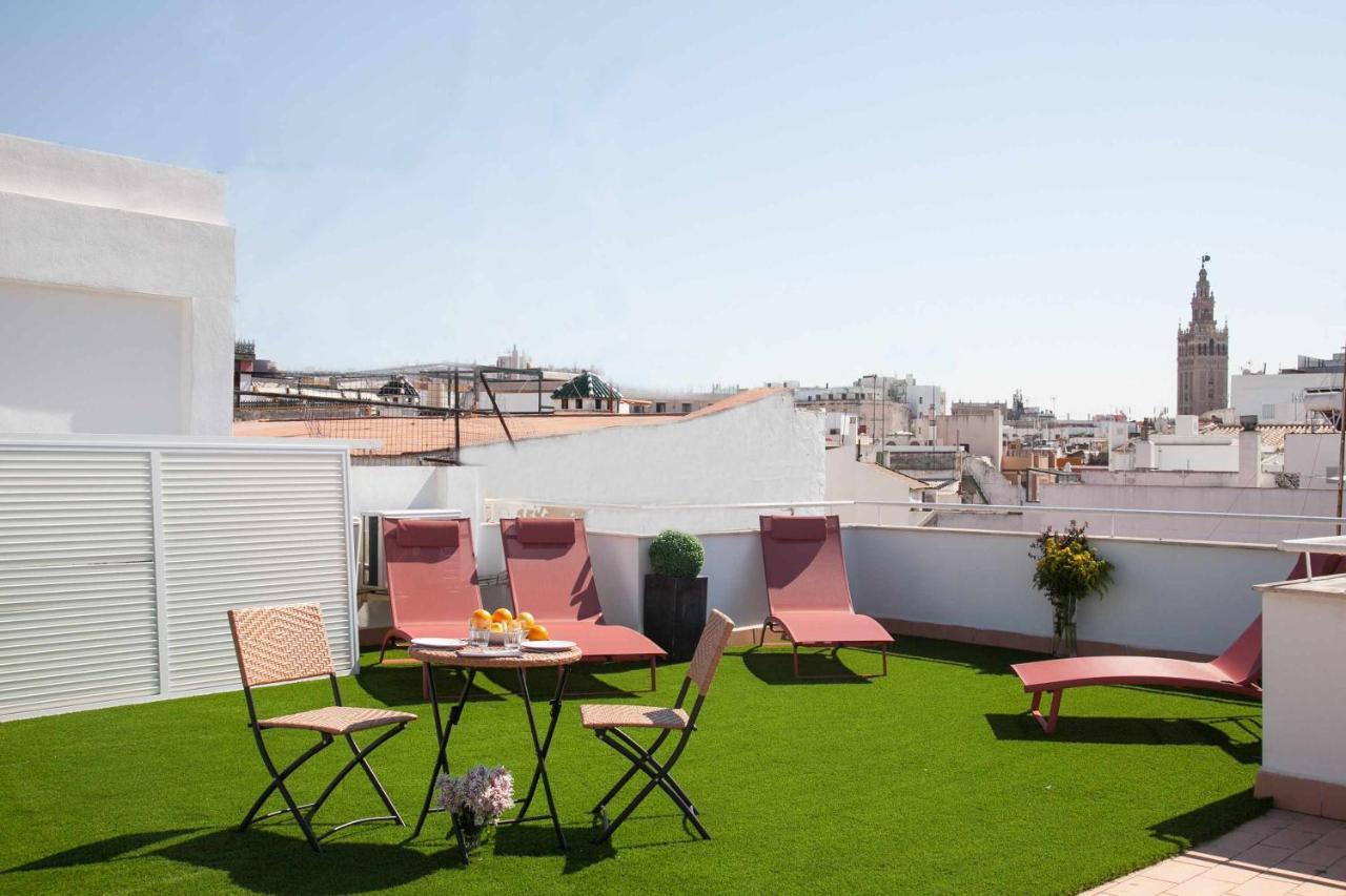 Isg Apartments Downtown Family Haven Free Parking Spot Севилья Экстерьер фото